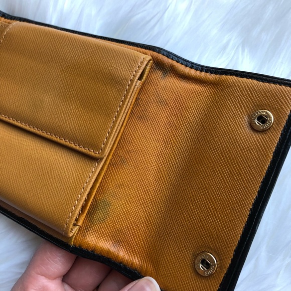 ❌❌Sold❌❌ LV Mini Canvas
Trifold Wallet Khaki - Picture 8 of 8